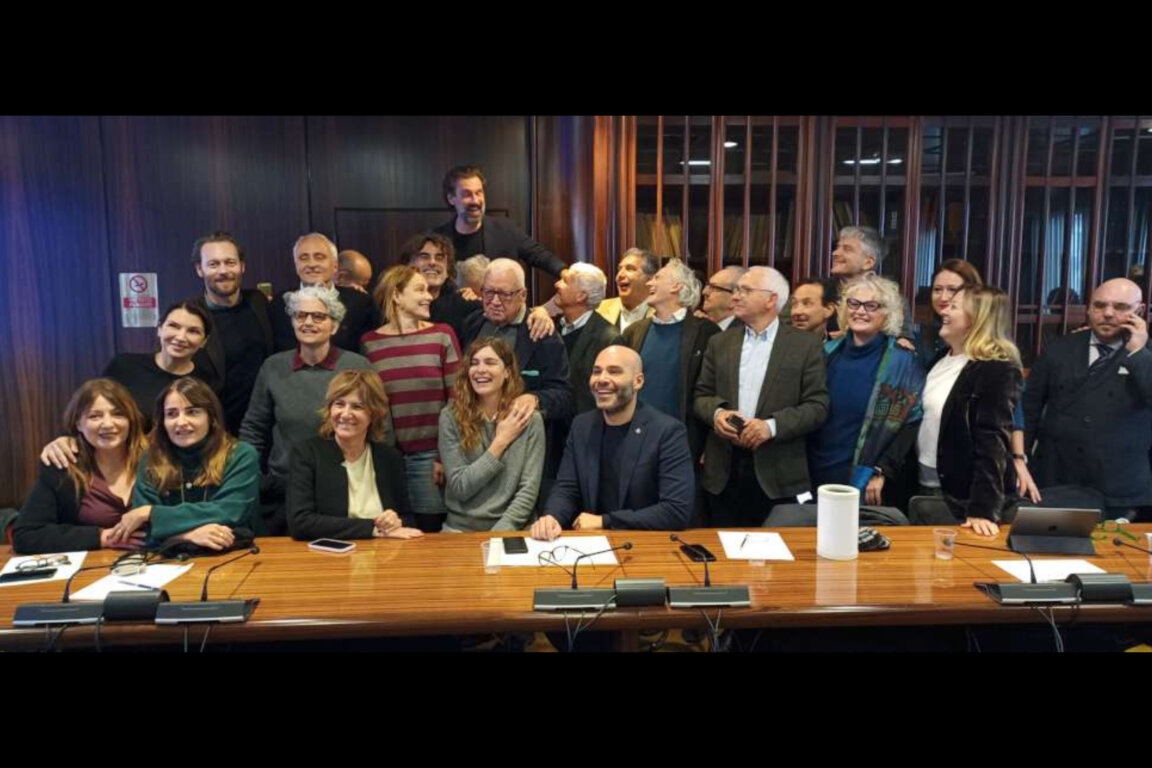 immagine contenuto Firmata ipotesi di accordo del CCNL per interpreti, attrici e attori del Cine-audiovisivo